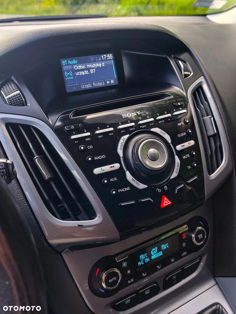 Ford Focus 1.6 EcoBoost Trend Sport - 14