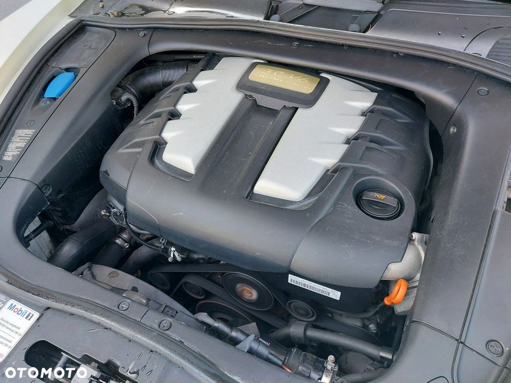 Porsche Cayenne - 18