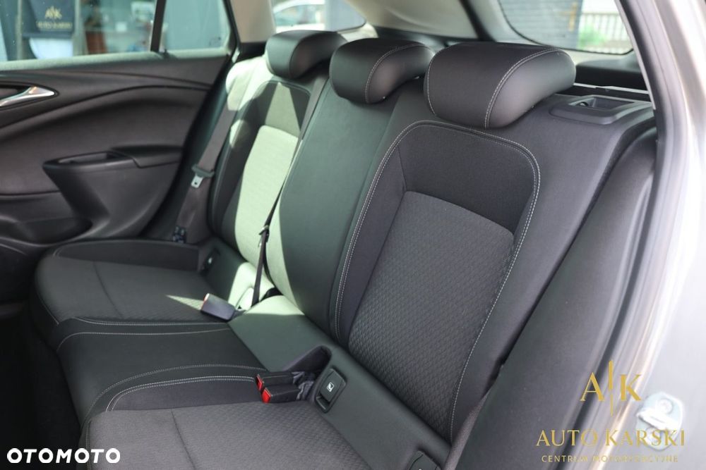 Opel Astra - 35