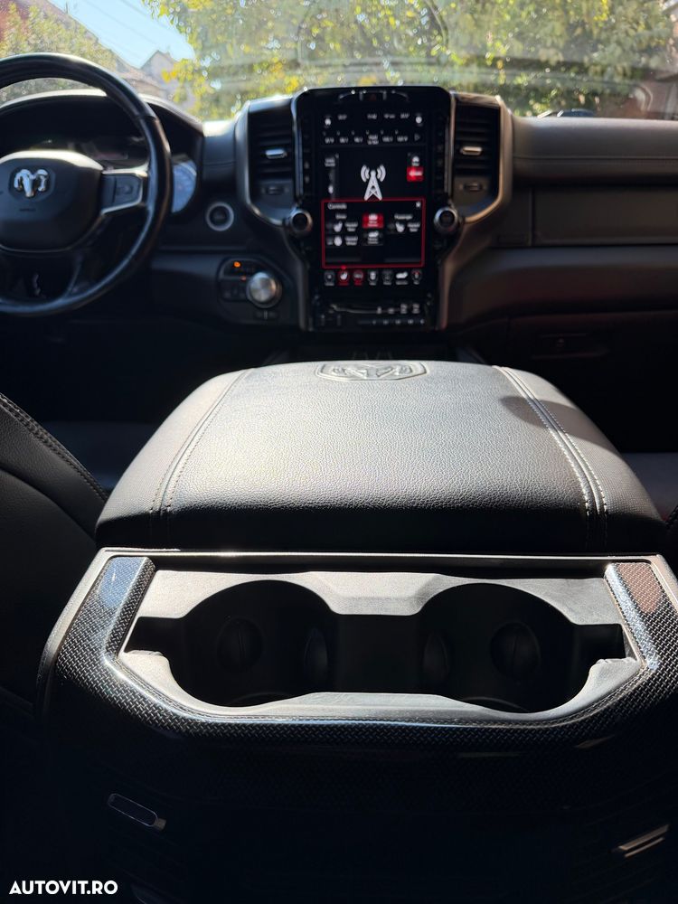 Dodge RAM - 4