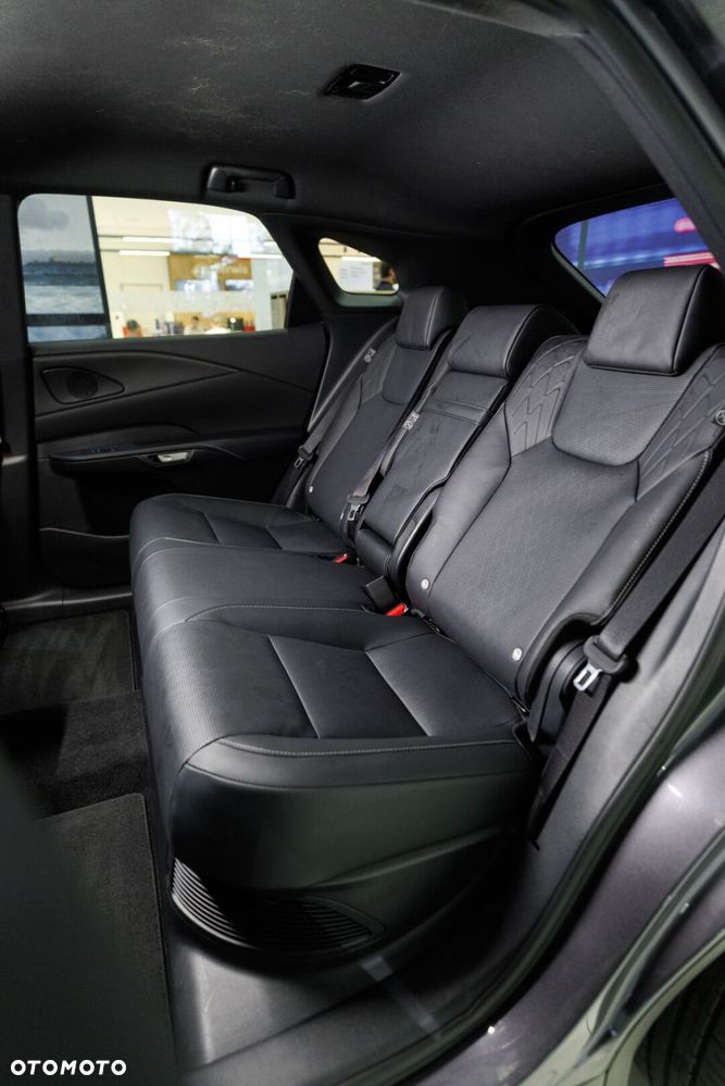 Lexus RX 350h F Sport Design - 22