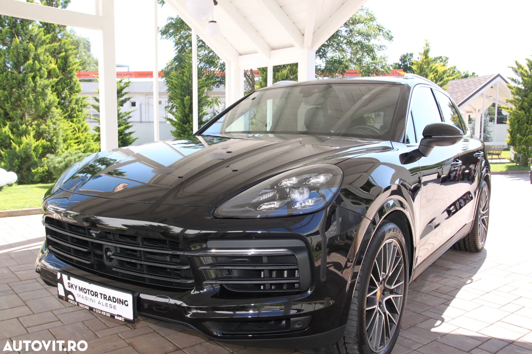 Porsche Cayenne S - 1