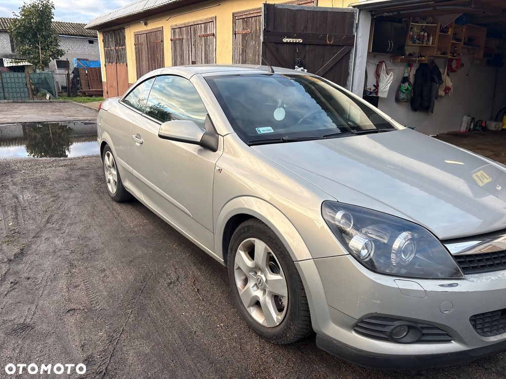 Opel Astra 1.9 CDTI Cosmo - 3