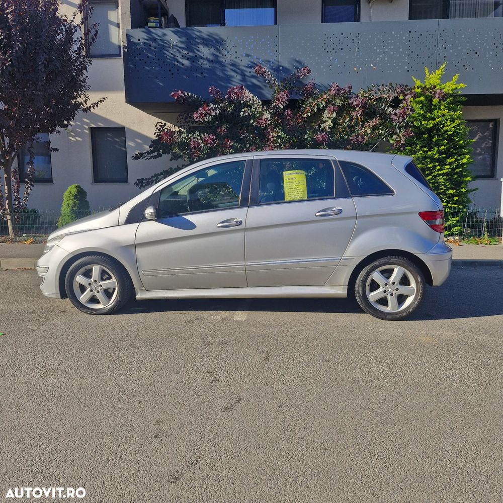 Mercedes-Benz B 200 - 11