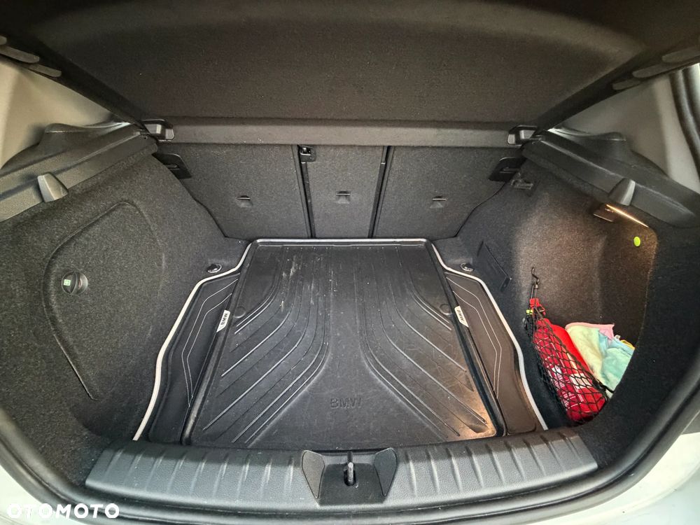 BMW Seria 1 120d Sport Line - 36