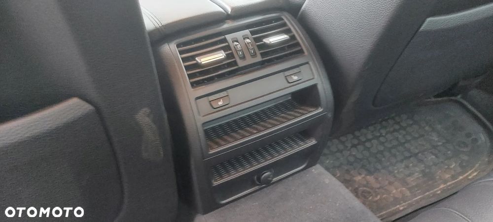 BMW Seria 5 535d xDrive - 10