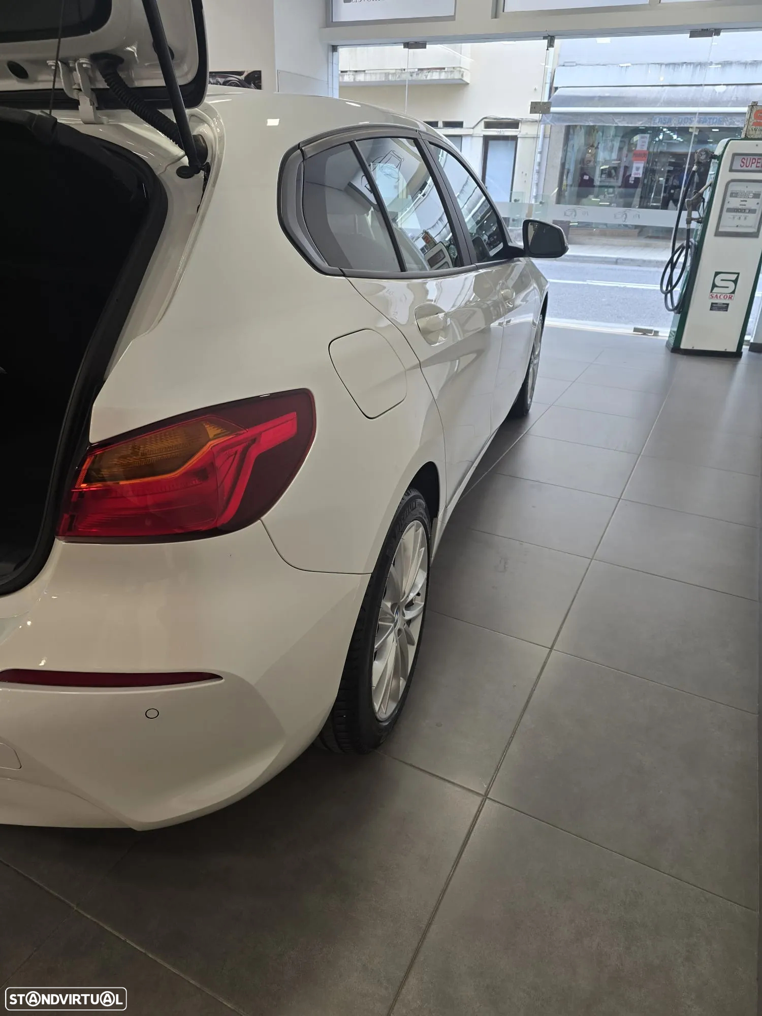 BMW 116 d Corporate Edition Auto - 20