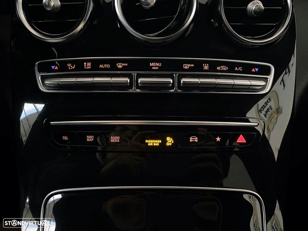 Mercedes-Benz GLC 300 de Coupé 4Matic - 29