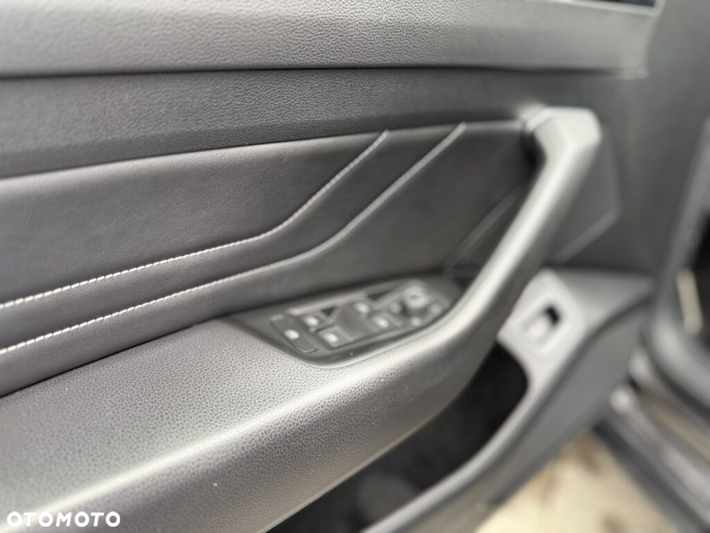 Volkswagen Arteon 2.0 TSI GPF R-Line DSG - 28