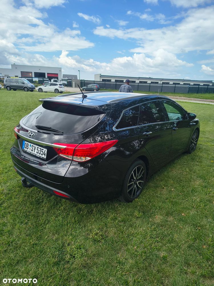 Hyundai i40 1.7 CRDi Comfort + - 5