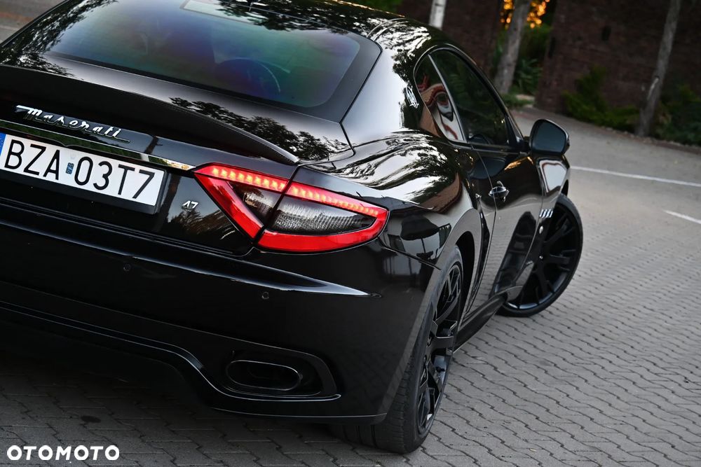 Maserati GranTurismo S Automatik - 22