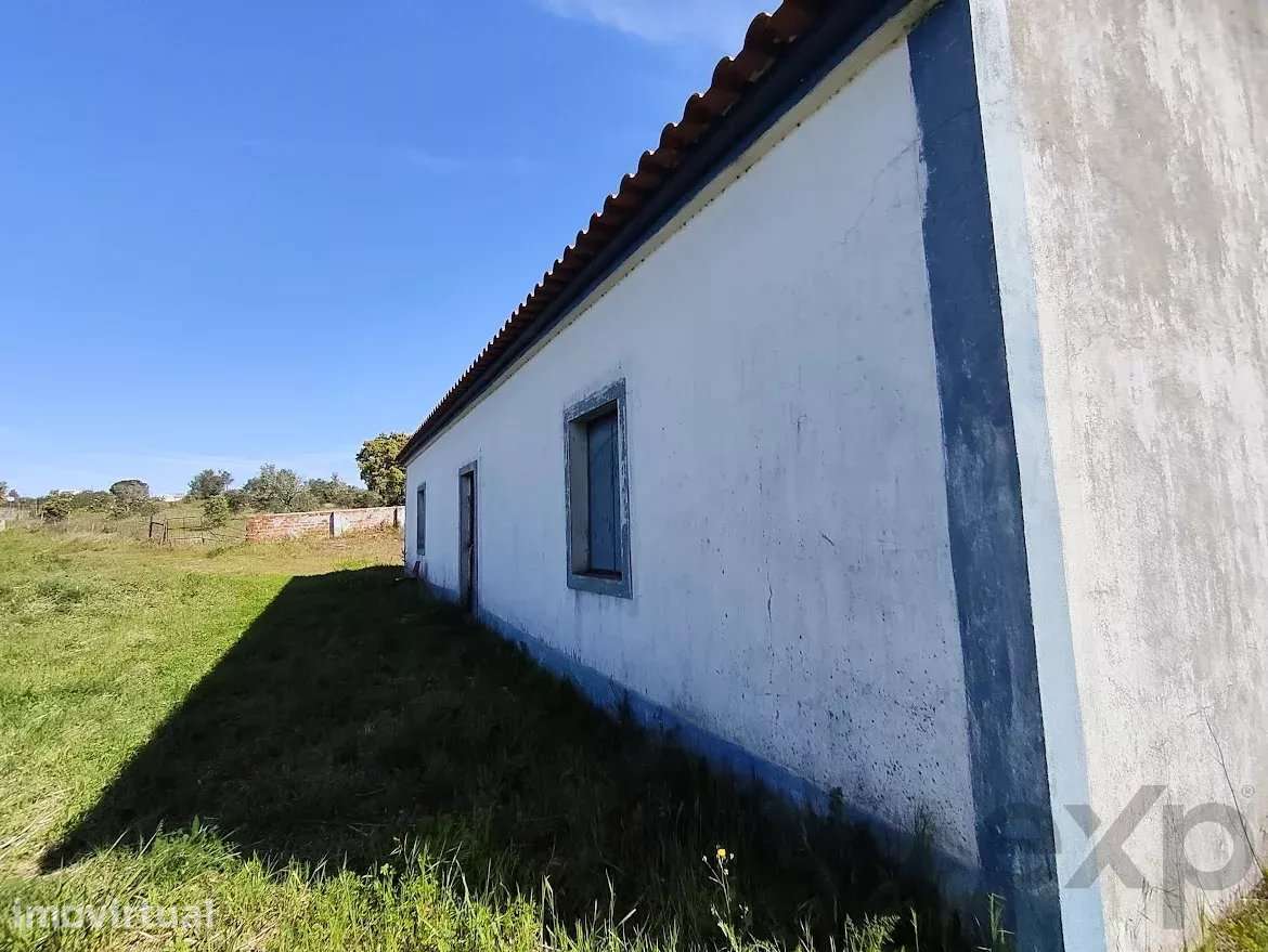 Terreno de 1750 m²  e Armazém - Grande imagem: 3/15
