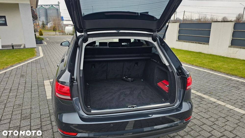 Audi A4 Avant 2.0 TDI ultra - 12