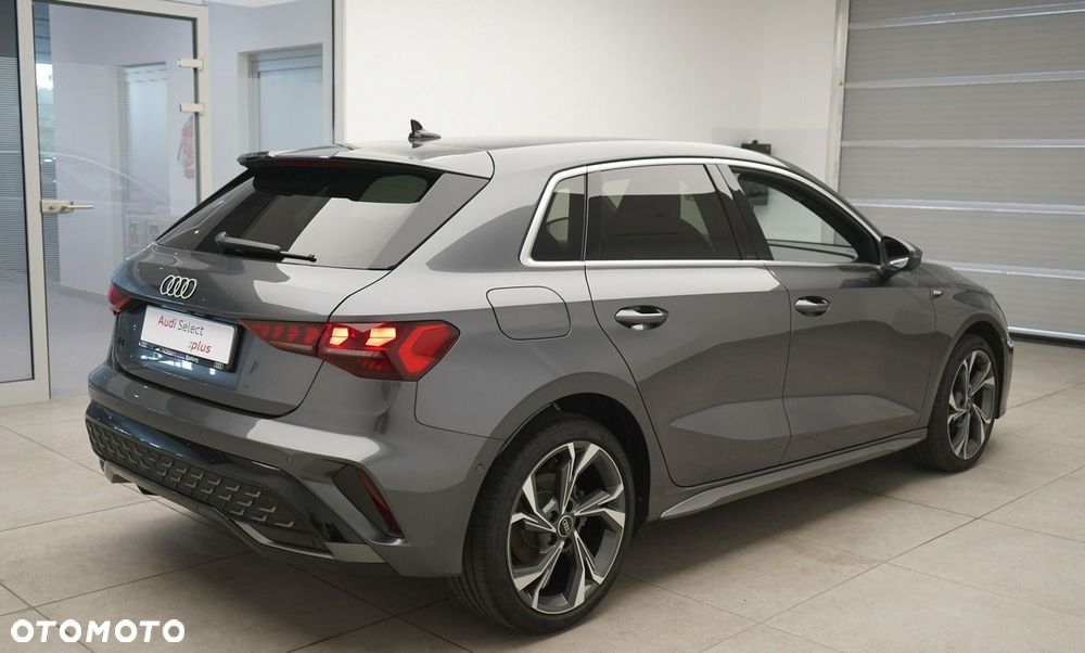 Audi A3 Sportback - 9
