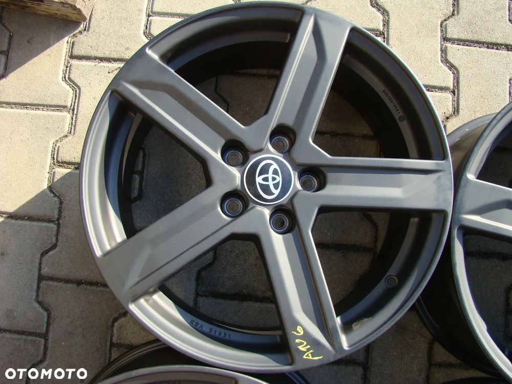 a106 5x114,3 Toyota C-HR Yaris Cross Auris Corolla Cross Avensis Camry 7,5jx18 - 5