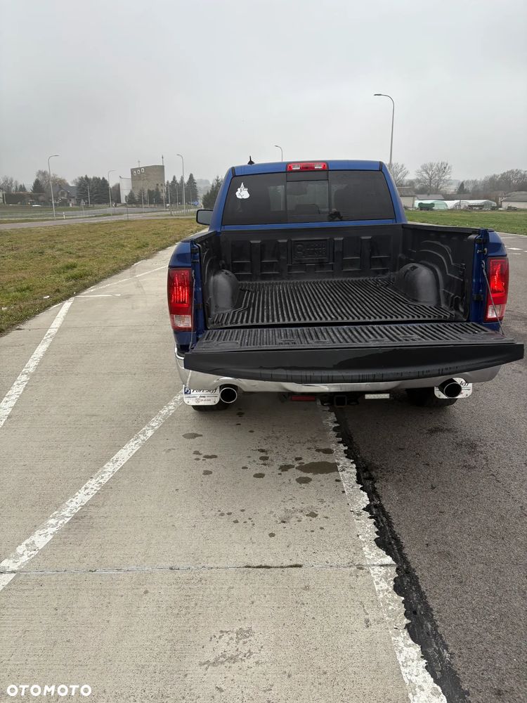 Dodge RAM 5.7 4x4 - 8