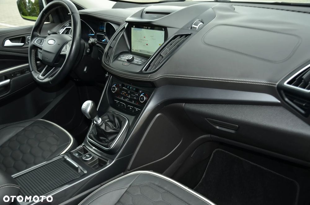 Ford Kuga Vignale 2.0 TDCi FWD - 24