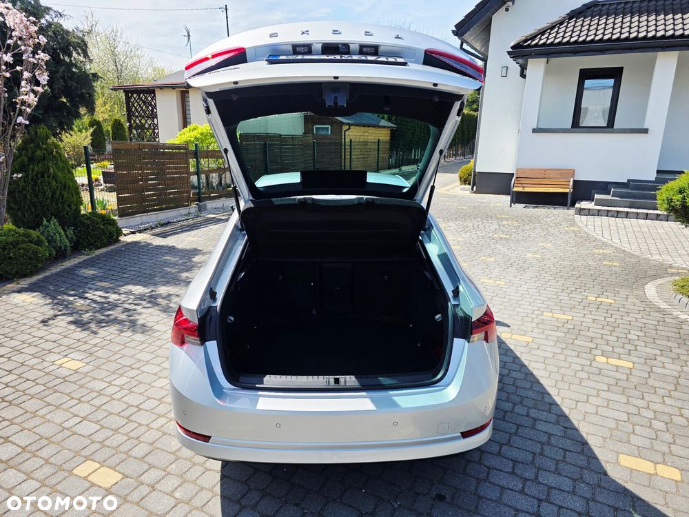 Skoda Octavia 2.0 TSI 4x4 Style DSG - 23