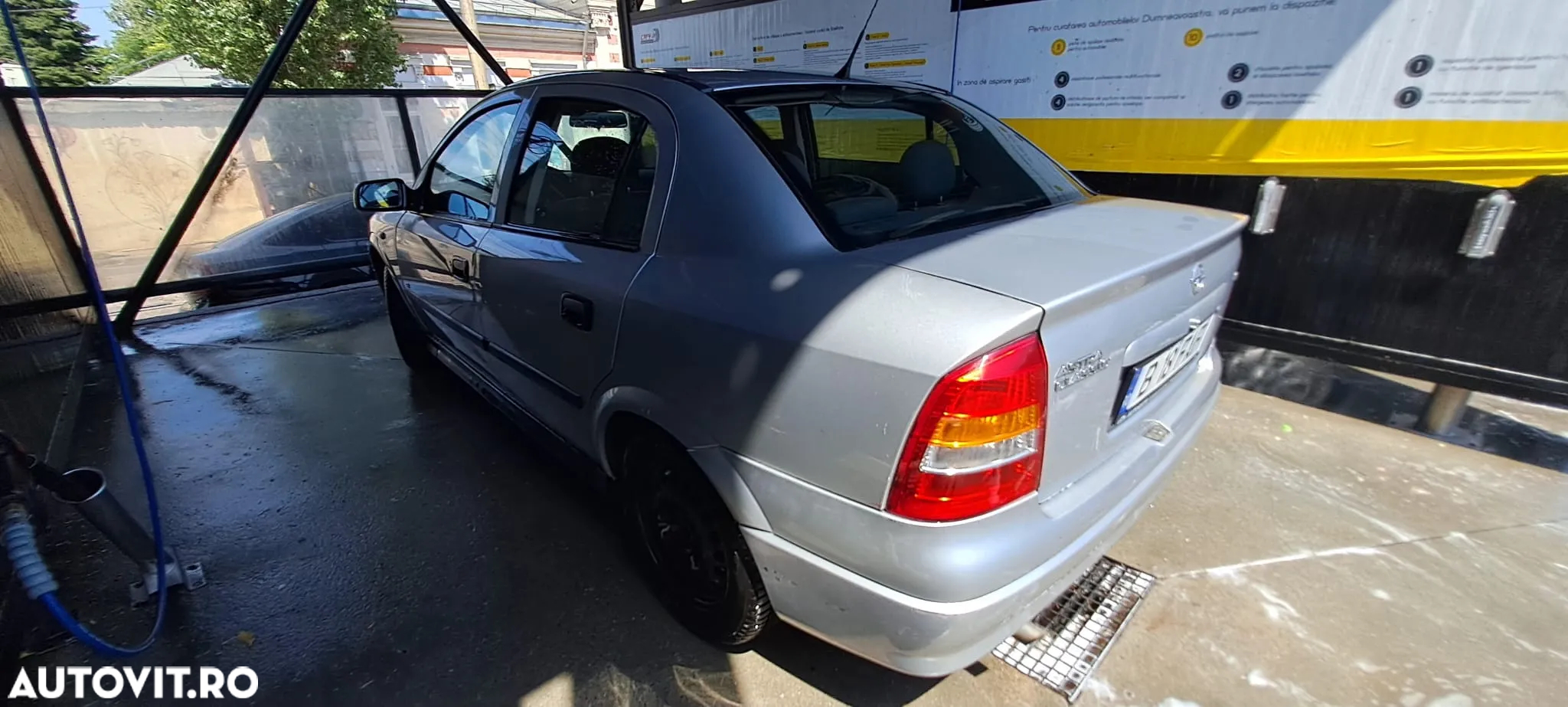 Opel Astra - 2