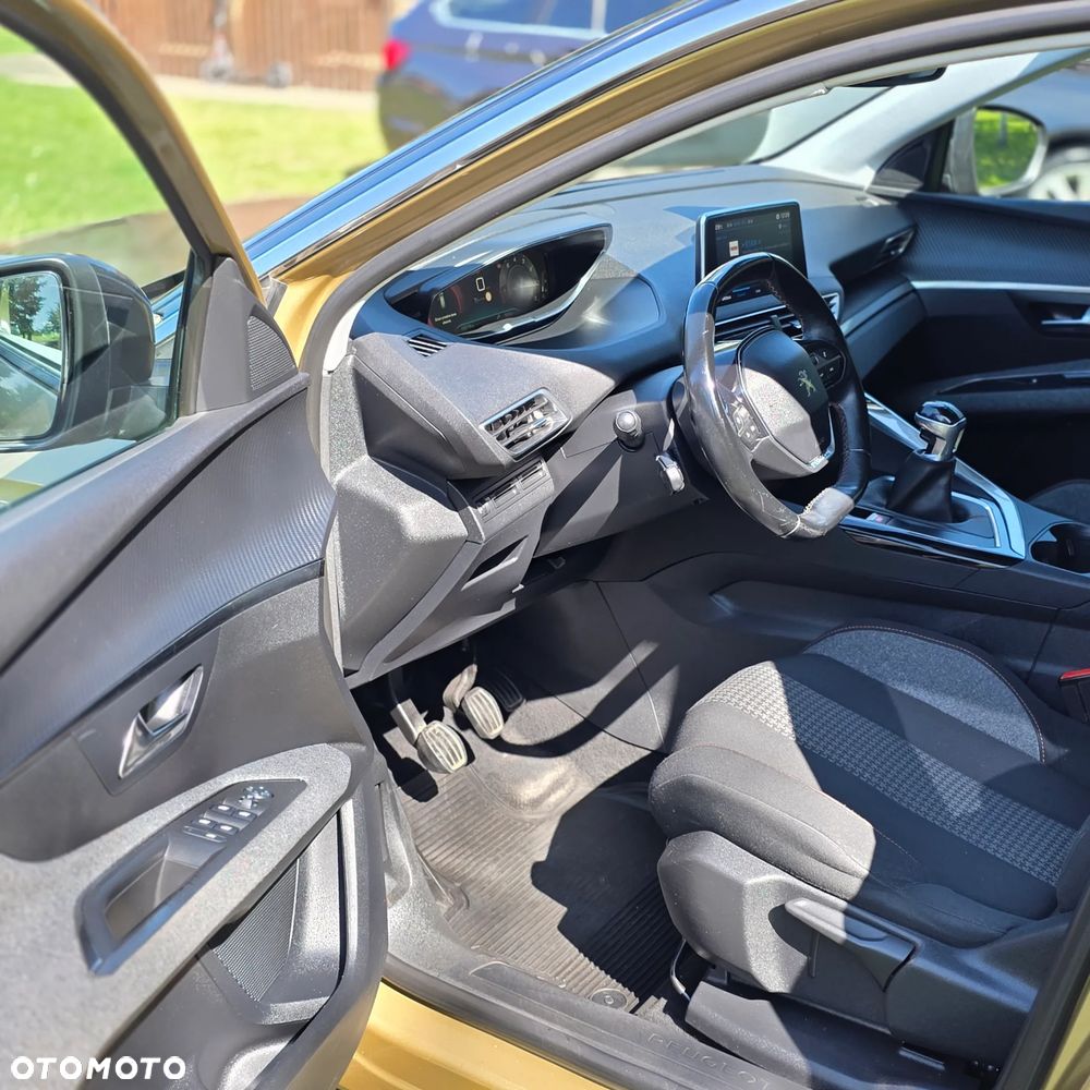 Peugeot 3008 PureTech 130 Stop & Start Active - 11