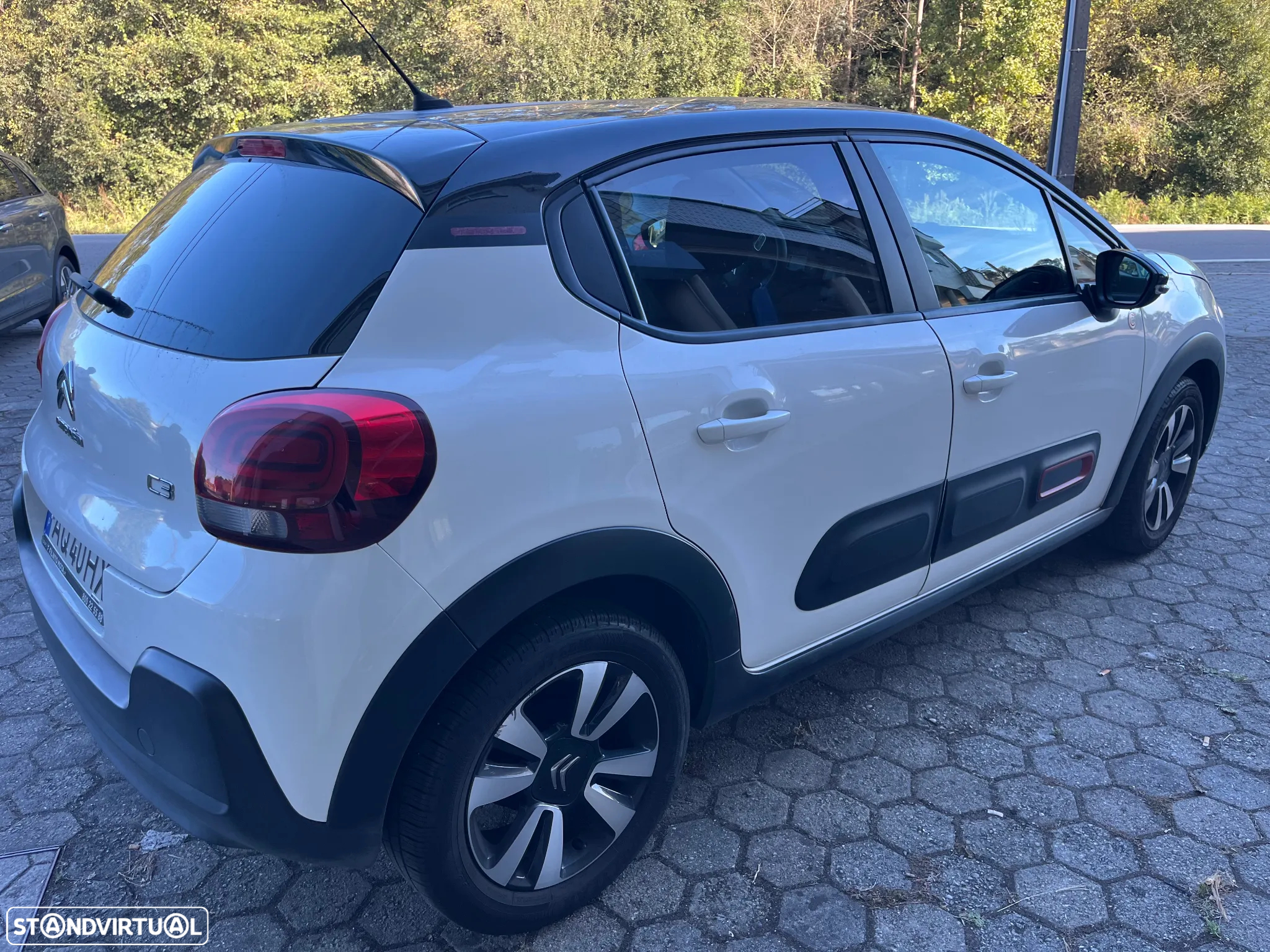 Citroën C3 1.2 PureTech C-Series - 4