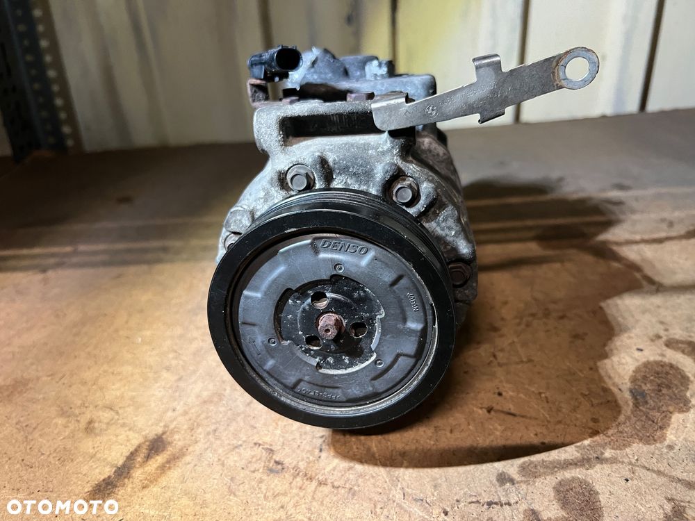 Kompresor sprężarka klimatyzacji pompa M57N 2.5d 3.0d 177km 218km - 4