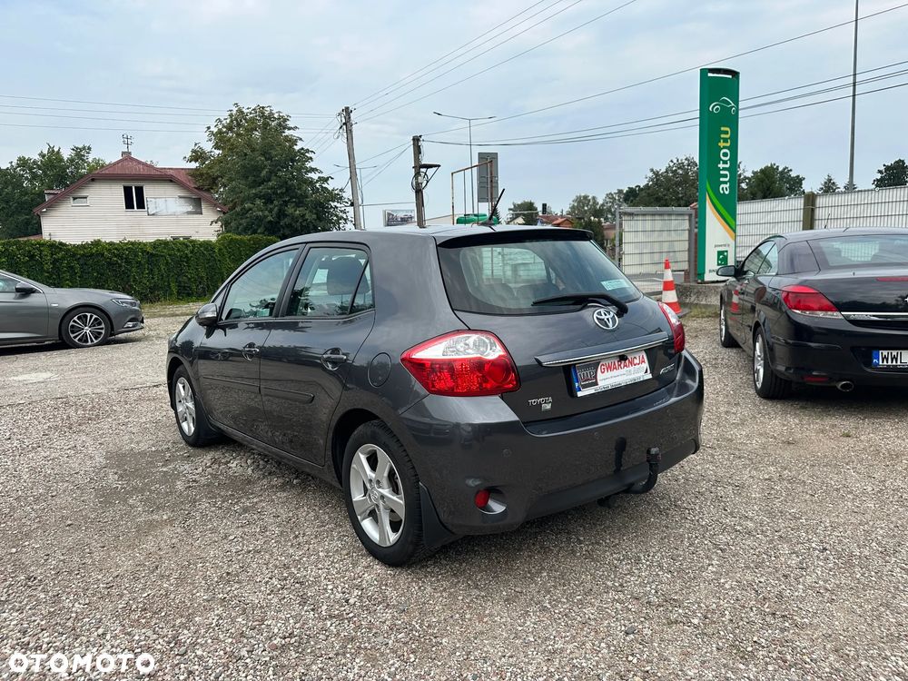 Toyota Auris - 9