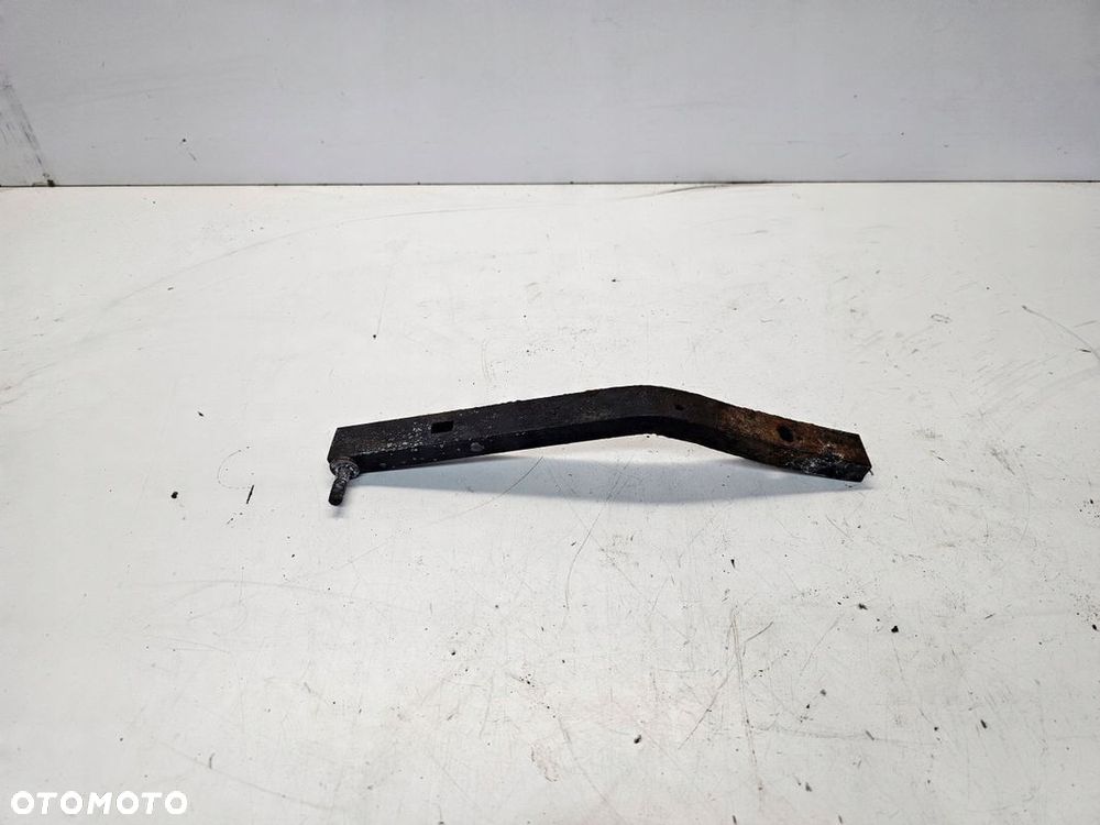 WSPORNIK PASA PRAWY AUDI A4 B8 A5 8K0805528A - 1