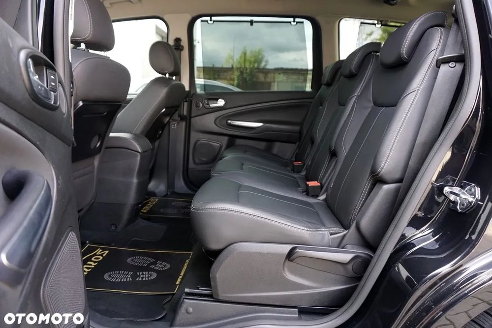 Ford Galaxy 2.0 TDCi Titanium - 35