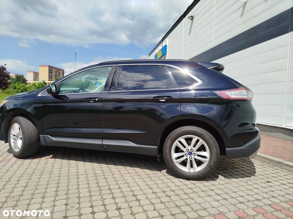 Ford Edge - 4