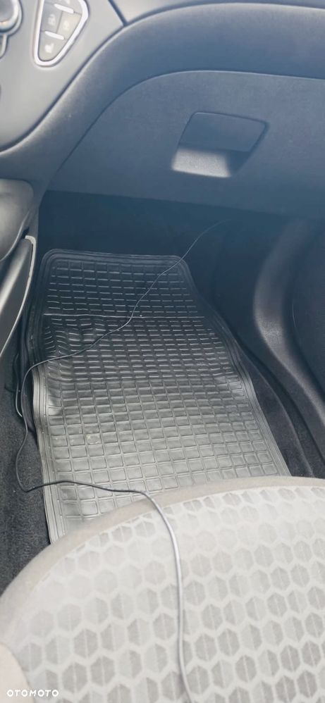 Opel Corsa 1.3 D (CDTi) Color Edition - 13