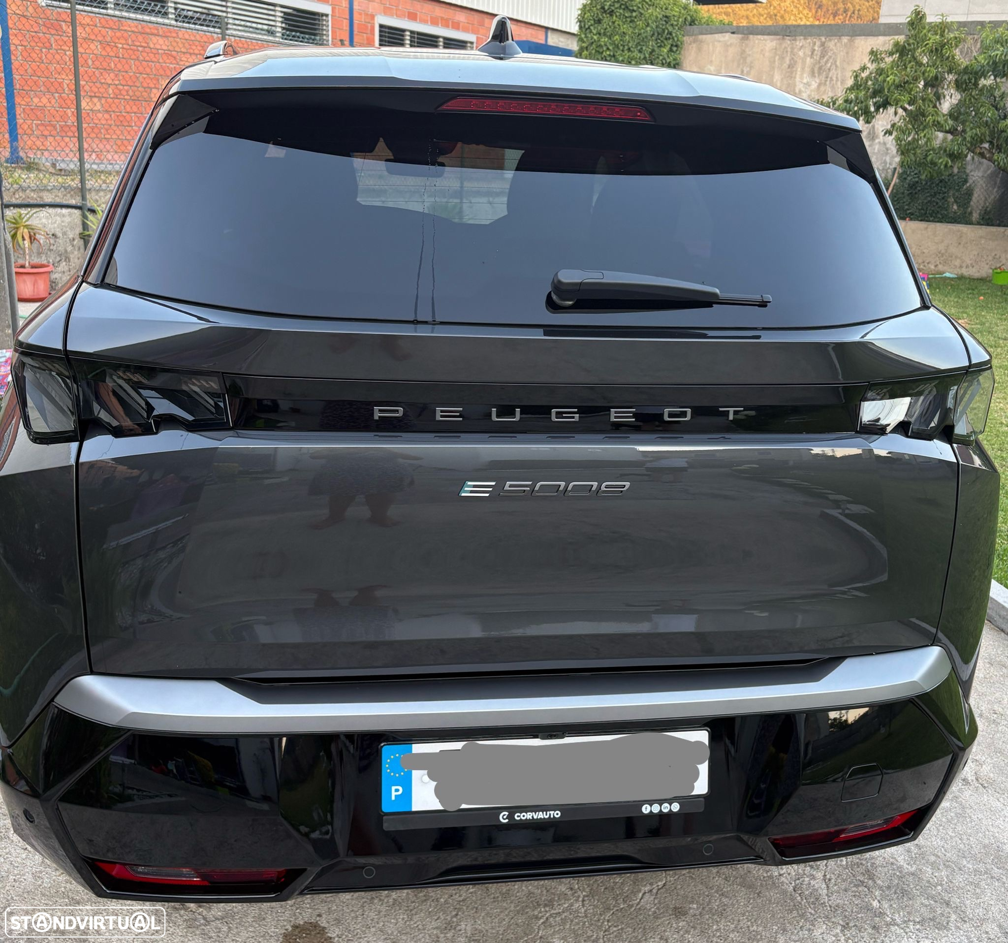Peugeot E-5008 73 kWh GT - 4