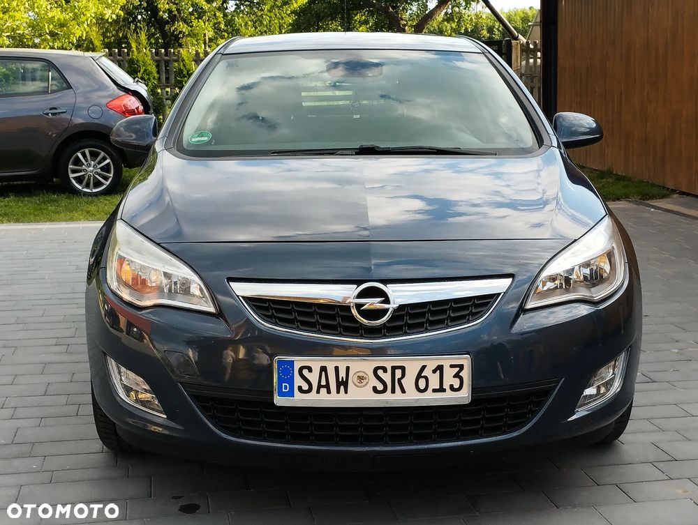 Opel Astra - 2