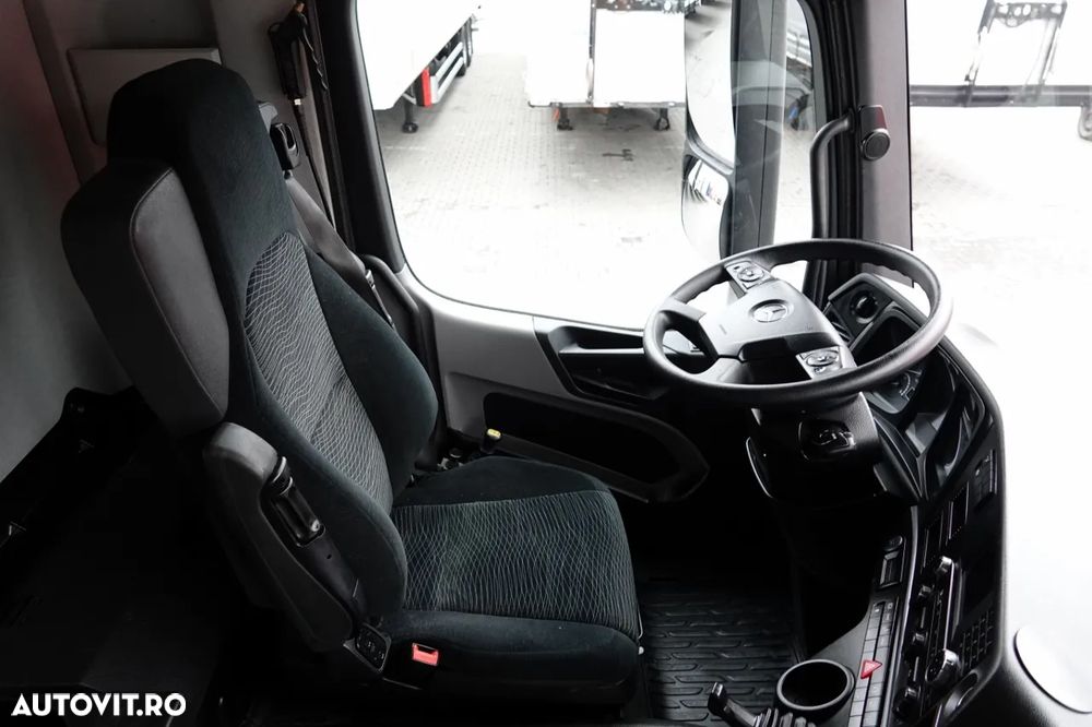 Mercedes-Benz ACTROS / 2545 / 6x2 / CAMION BASCULANTE 32 mc / OBLUTOR pentru cereale / CAPACITATE DE ÎNCĂRCARE: 15.000 KG / DIRECȚIE + AXIE ELEVABILĂ / EURO 6 - 30
