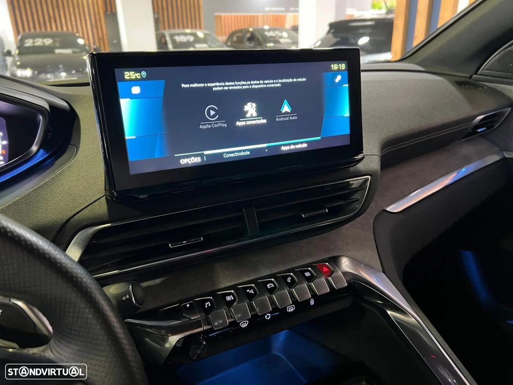 Peugeot 3008 1.6 Hybrid GT Pack e-EAT8 - 28