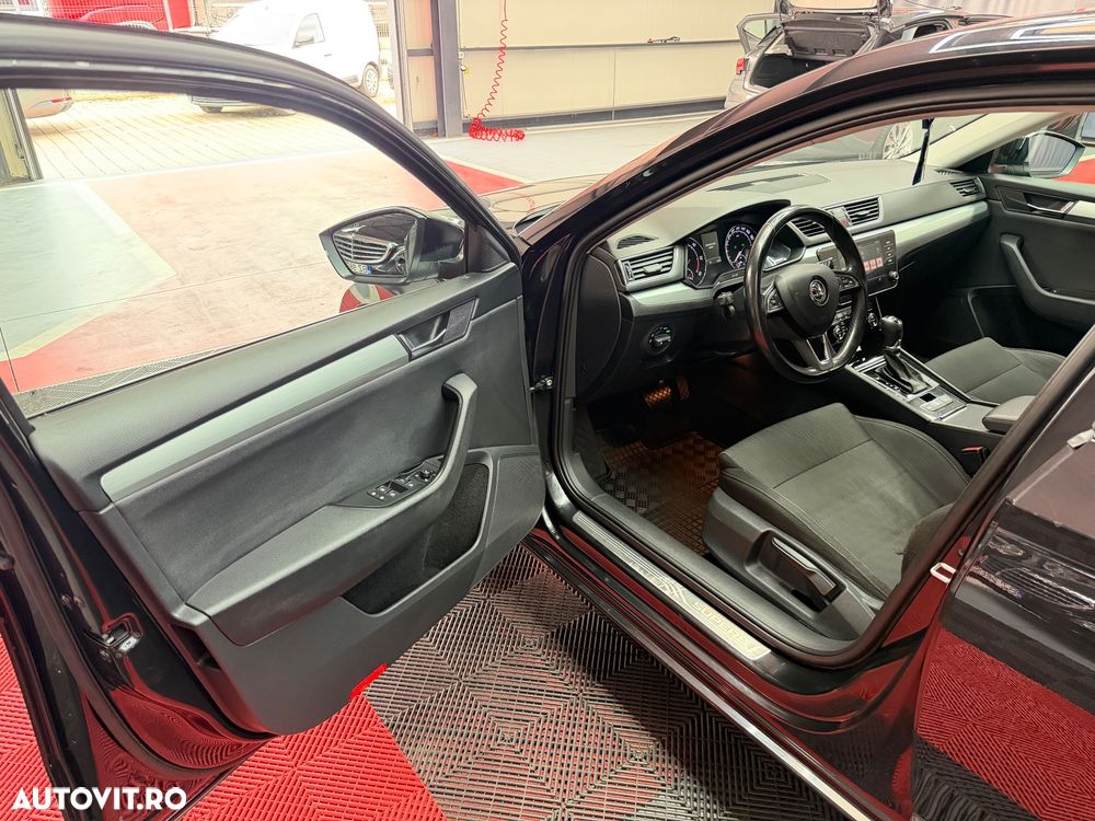 Skoda Superb 2.0 TDI DSG Style - 9