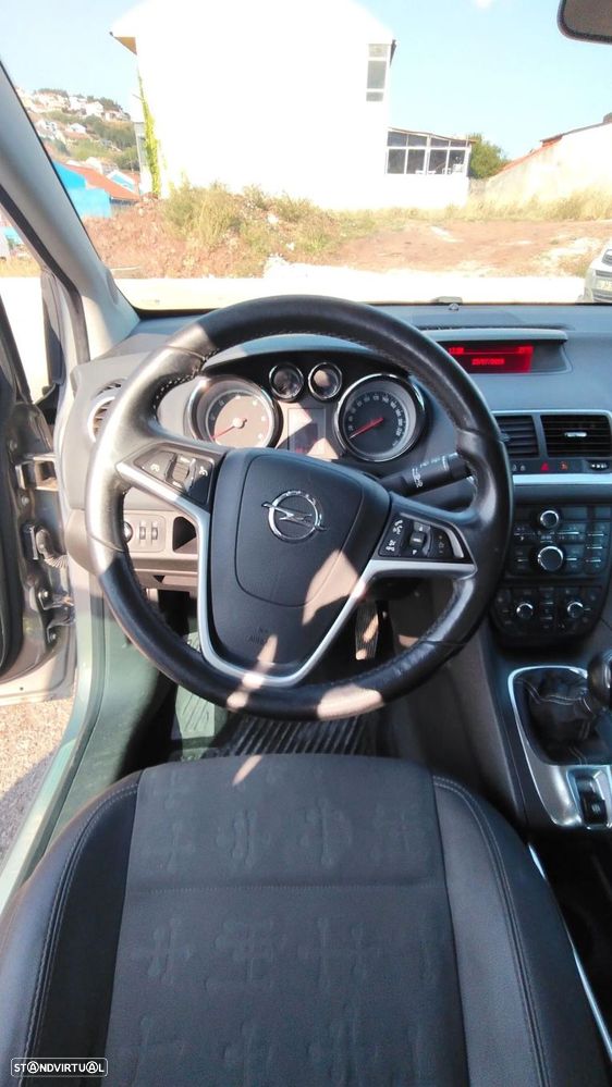 Opel Meriva - 26