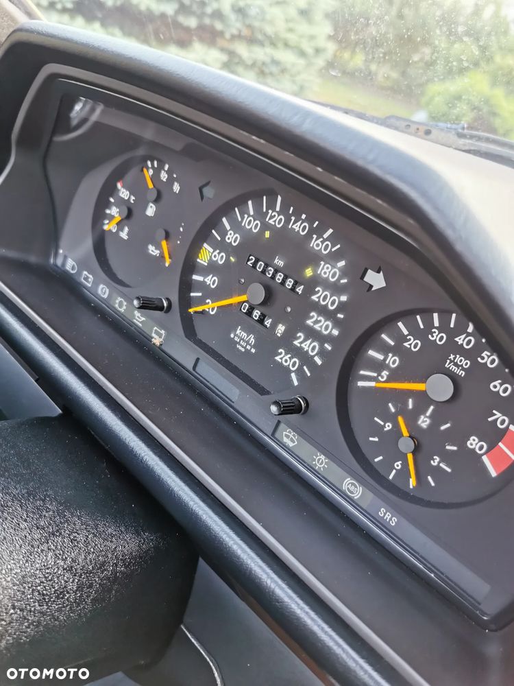 Mercedes-Benz W124 (1984-1993) - 8