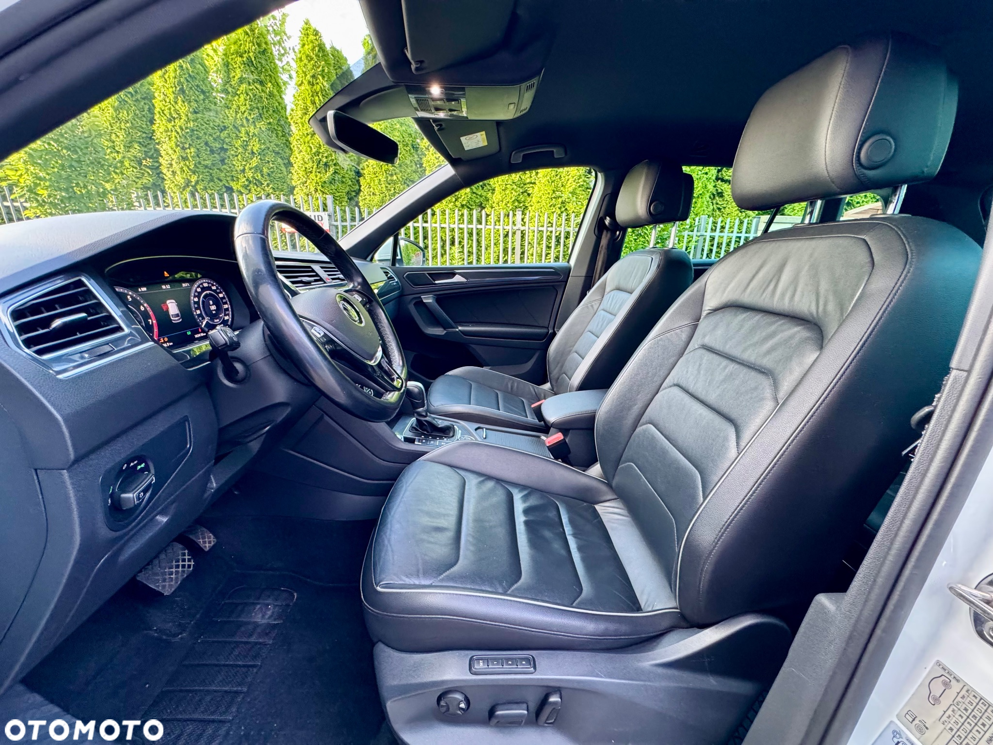 Volkswagen Tiguan 2.0 TSI 4Mot Perfectline R-Style DSG - 8