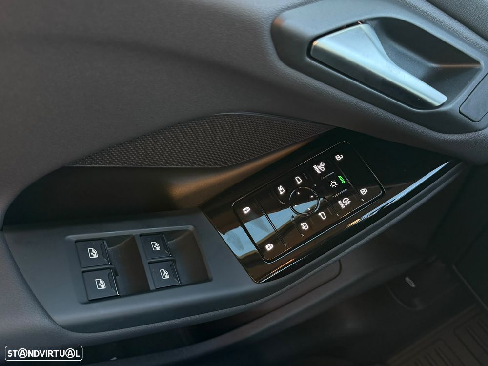 Audi A6 Avant e-tron - 13