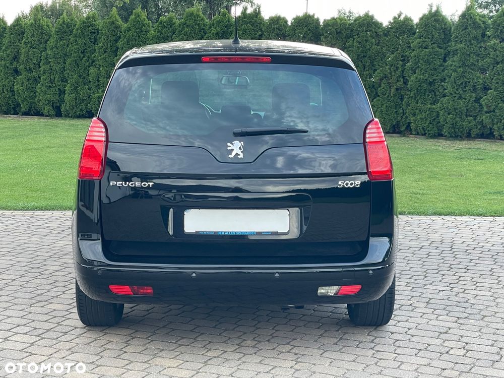 Peugeot 5008 HDI FAP 150 Family - 10