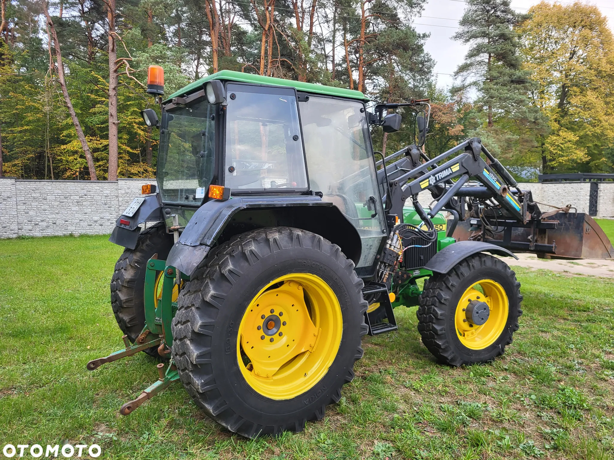 John Deere 1950 - 6