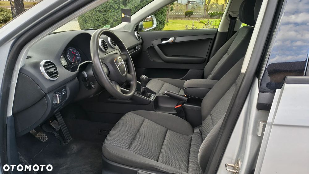 Audi A3 Sportback - 9