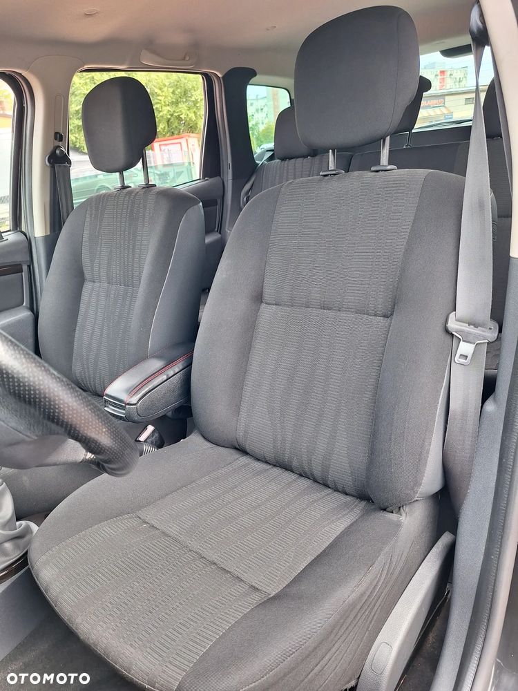 Dacia Duster 1.6 16V 105 4x4 Laureate - 22