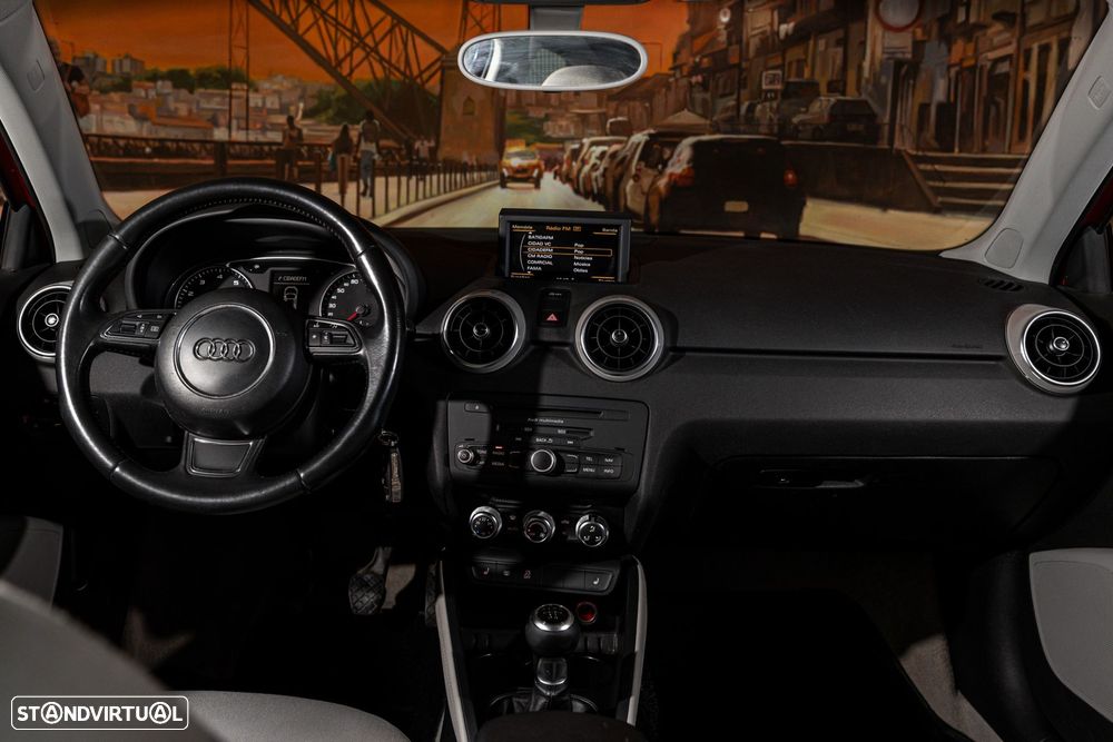Audi A1 1.2 TFSI Attraction - 12