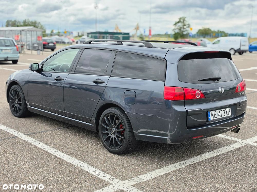 Honda Accord 2.0 Comfort - 2