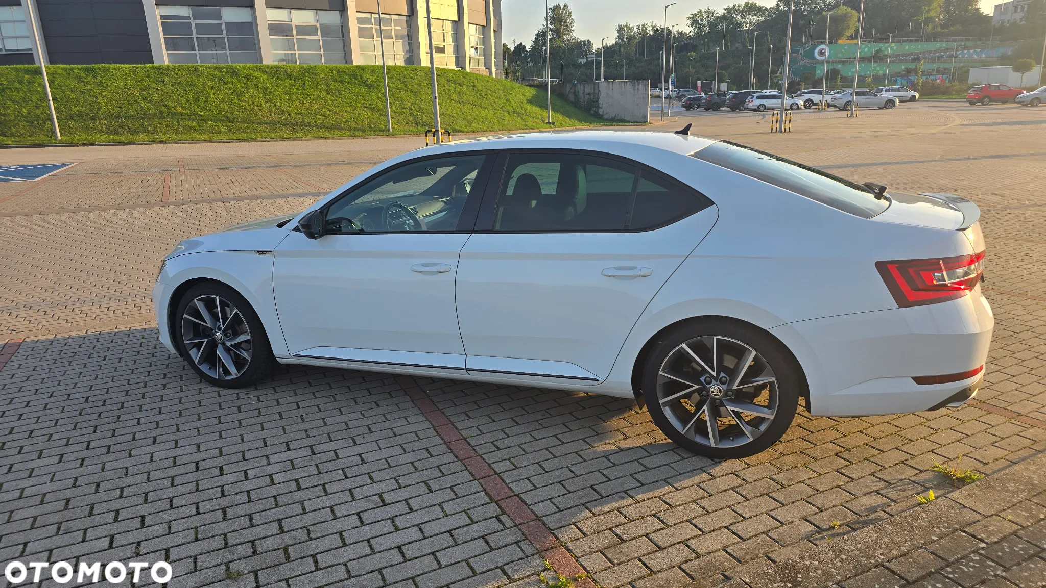 Skoda Superb 2.0 TSI 4x4 Sportline DSG - 3