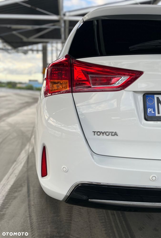 Toyota Auris - 14