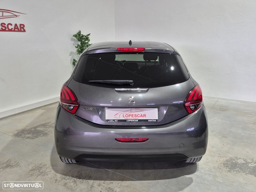 Peugeot 208 1.2 PureTech Signature - 6