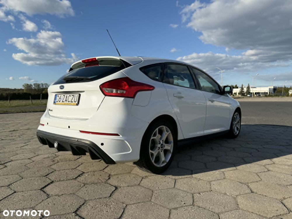 Ford Focus 1.5 TDCi Trend - 6